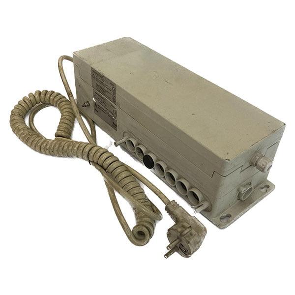 باکس کنترل چهار شکن تخت بیمارستانی به همراه جا باطری DEWERT مدل (SGAG300)