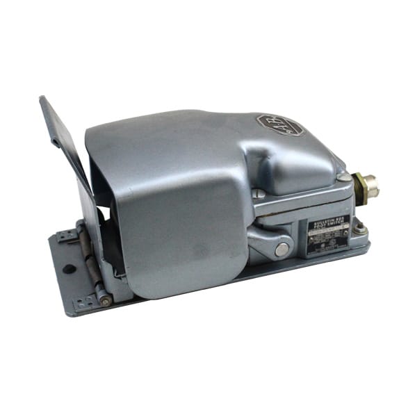 پدال صنعتی برقی قفل شونده حفاظ کامل 805-AS4G 9